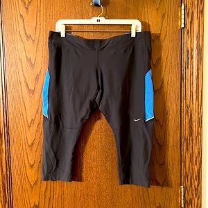 Nike Mid-length Active Leggings, Size 1X